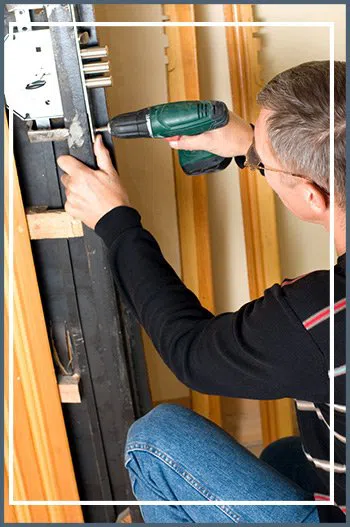 Lock Locksmith Tech Rochester, MI 248-509-0945 Lock Locksmith Tech Rochester, MI 248-509-0945 - commercial-locksmith