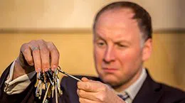 Lock Locksmith Tech Rochester, MI 248-509-0945 Lock Locksmith Tech Rochester, MI 248-509-0945 - unlocking-file-cabinet